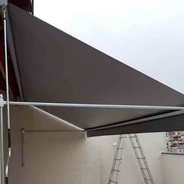 Toldo na Pompéia